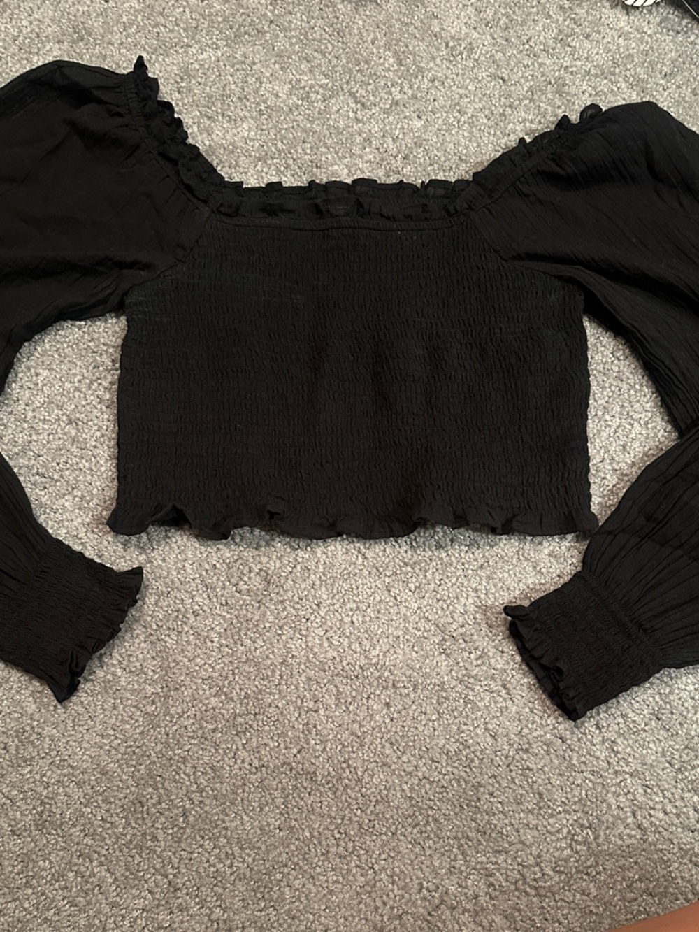 Aerie Black Smocked Long-Sleeve Cropped Top - Women